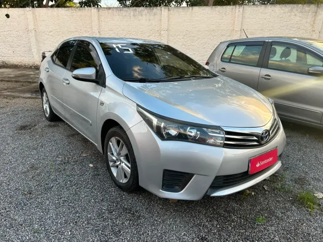 Toyota Corolla GLI 1.8 Flex 16V Aut. 2015