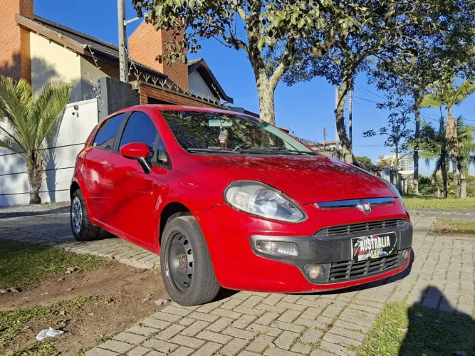 Fiat Punto Attractive 1.4 Fire Flex 8V 5P 2014