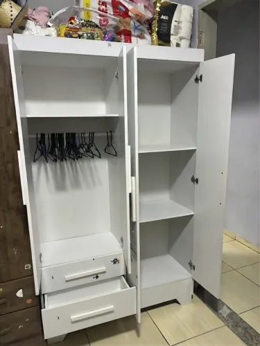 Guarda roupa infantil branco