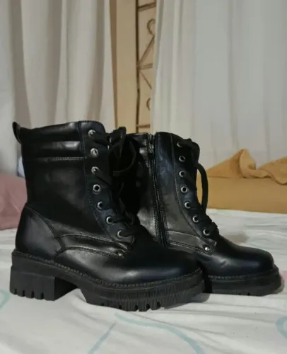 Bota mooncity