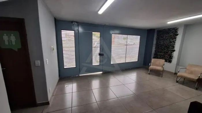 Salão à venda e para alugar em Campinas, Vila Lídia, com 235 m²