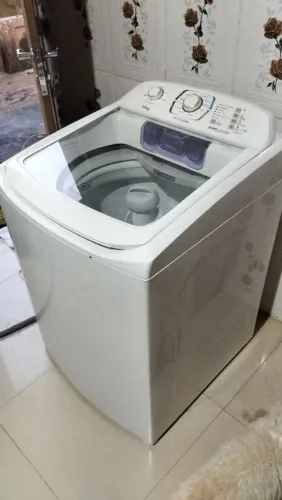 Máquina de Lavar 16 kg