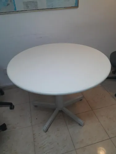 Mesa de reunião redonda 
