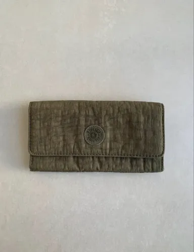 Carteira Kipling verde militar