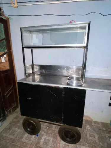 Carrinho de Cachorro Quente e Lanche