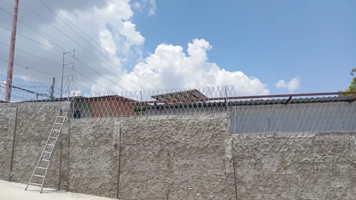 Cerca elétrica e Concertina
