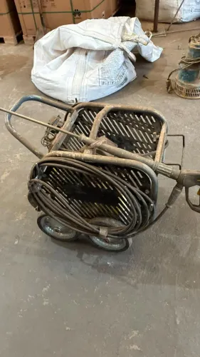 LAVADORA DE ALTA PRESSÃO KARCHER HD 10/25 MAXI