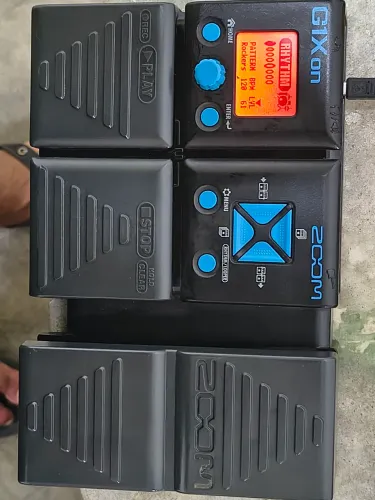 Pedaleira zoom G1xon