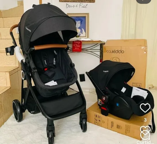 NOVO. KIDDO COSMOS + BEBE CONFORTO 