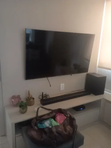 Vendo tv com defeito