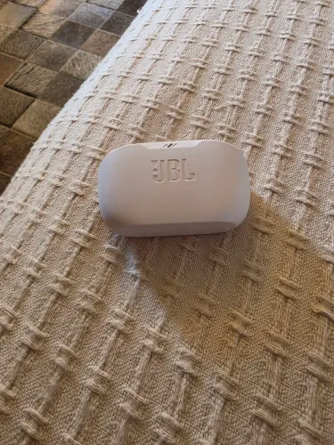 Fone de ouvido JBL com pouquíssimo uso!