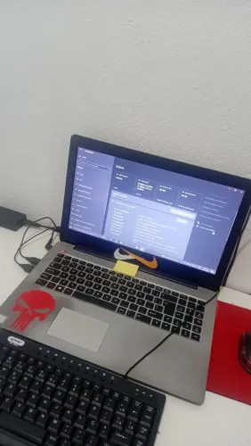 Notebook Positivo 17.6" (tela grande)