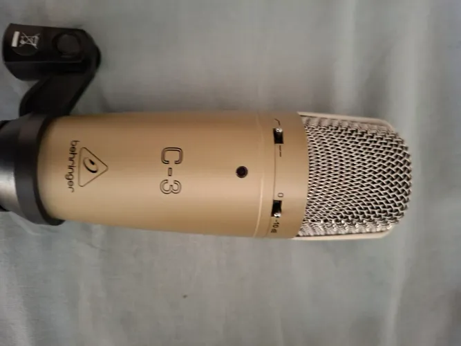 Microfone Behringer C3 condensador