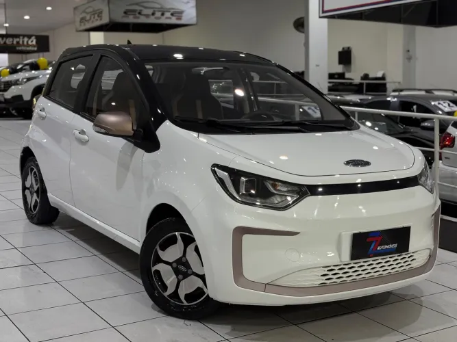 JAC E-JS1 62cv 5P Aut. (elétrico) 2024