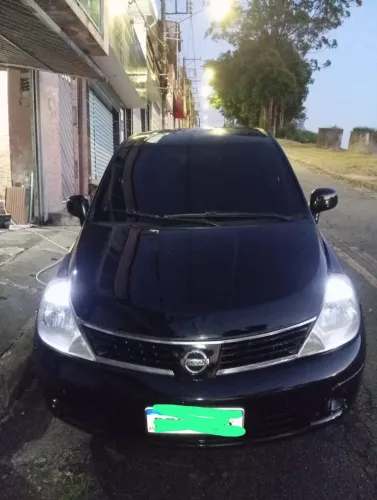 Nissan Tiida S 1.8/1.8 Flex 16V Mec. 2012
