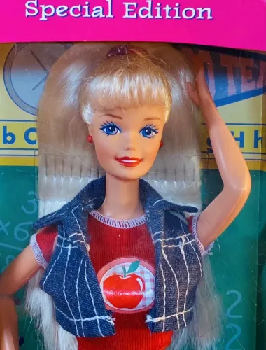 Barbie Back To School 1996 NRFB Lacrada Special Edition Mattel Anos 90