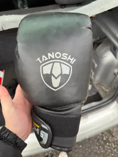 Luvas tanoshi TAM 14 e 18