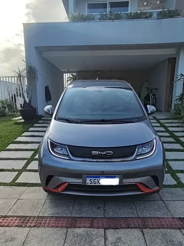 BYD Dolphin EV (Elétrico) 2025