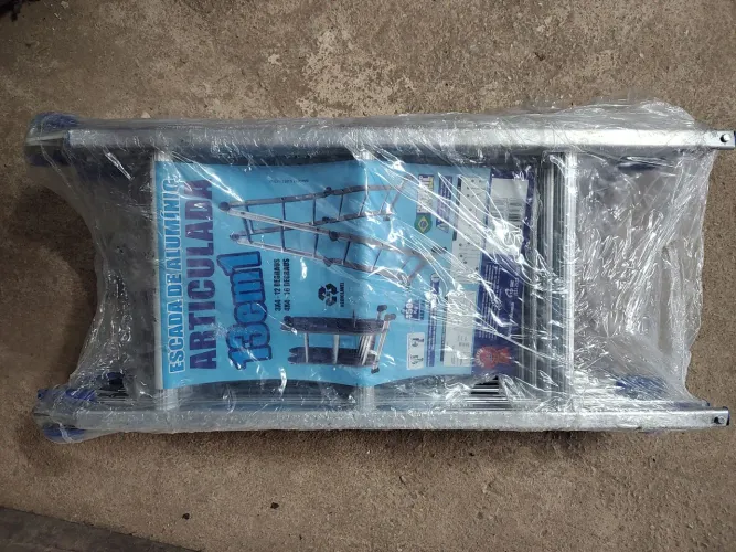 ESCADAS DE ALUMÍNIO