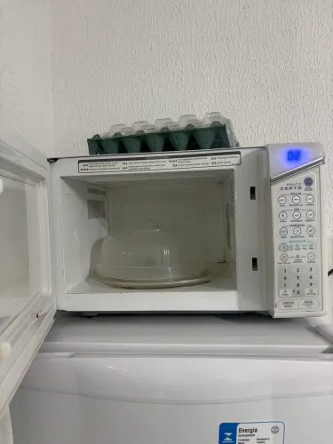 Vendo máquina de lavar e microondas
