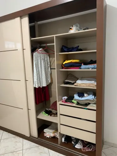 Guarda Roupas Casal