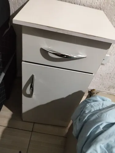 Vendo armarinho balcão
