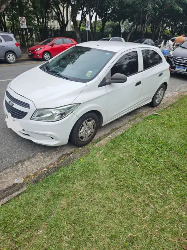 Chevrolet Onix JOY Hatch 1.0 8V Flex Mec. 4P 2018
