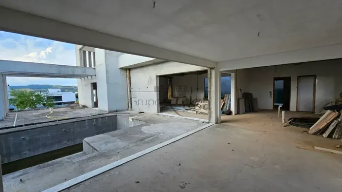 Oportunidade - Casa em Condomínio - Condomínio Reserva do Paratehy - 3 Dormitórios - 500m²