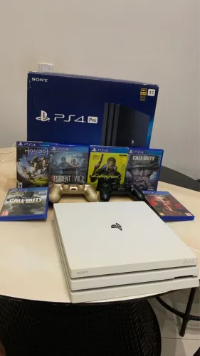 PS4 Pro 1Tera branco com 2 controles mais 6 jogos