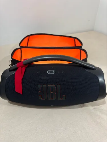 Bombox 3