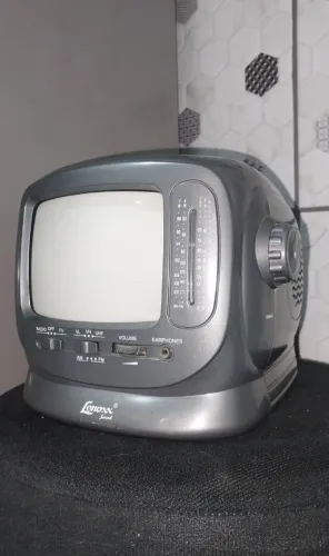 Raridade! Mini TV Lenoxx TV-601 5" com Rádio AM/FM - Funcionando
