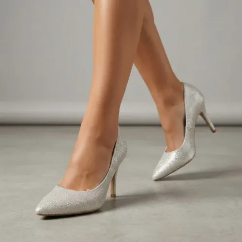 Scarpin Feminino Salto Alto Bico Fino Santa Scarpa Prata Champagne Brilho Elegante Festa