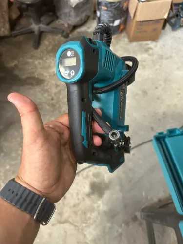 Mini Compressor Makita 2 Baterias 5ah E Carregador
