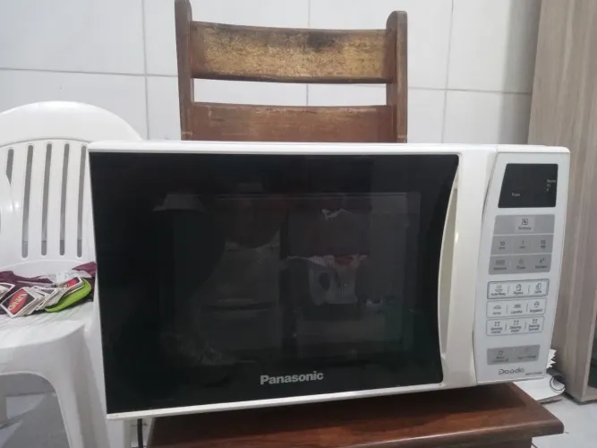 Microondas semi novo