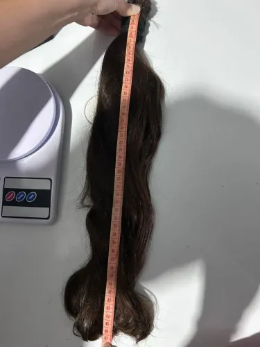 Vende-se cabelo virgem, ondulado e volumoso, 47 cm