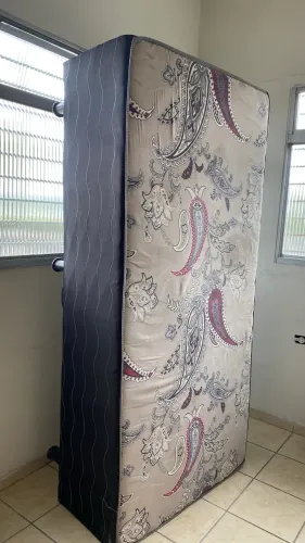 Cama solteirão