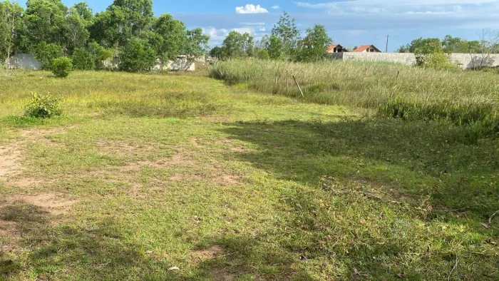Vendo terreno em Village do Sol de 12 X 25 m2