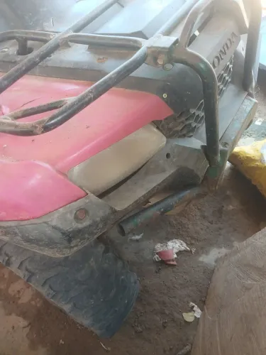 VENDO ESSE QUADRICICLO HONDA 420cc