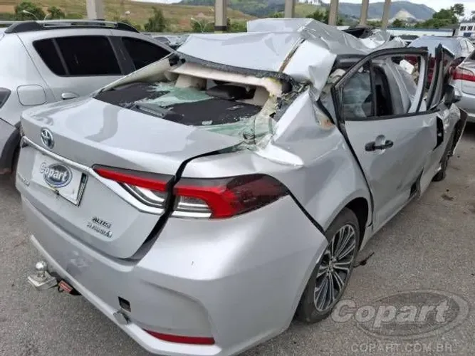 Sucata Toyota Corolla altis 1.8 HYBRID 2019 2020 2021 - Para retirada de peças