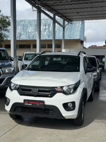 Fiat Mobi Trekking 1.0 Flex 5P 2025