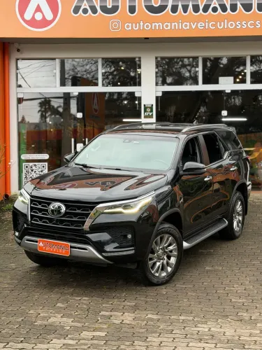 Toyota Hilux SW4 SRX 4X4 2.8 TDI 16V Dies. Aut. 2022