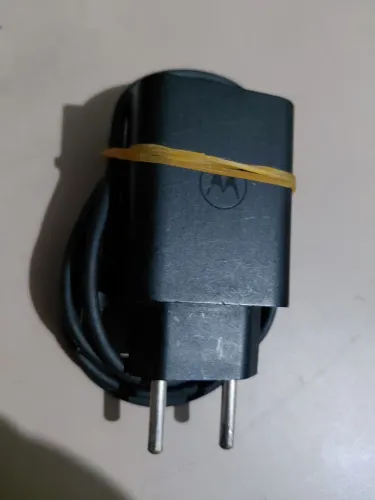 Carregador Motorola 33ww com cabo TODO ORIGINAL