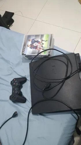 PS3 excelente + 1 controle + 06 jogos