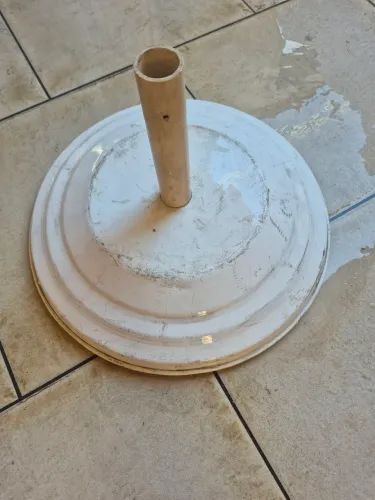 Base para guarda sol de ferro com concreto