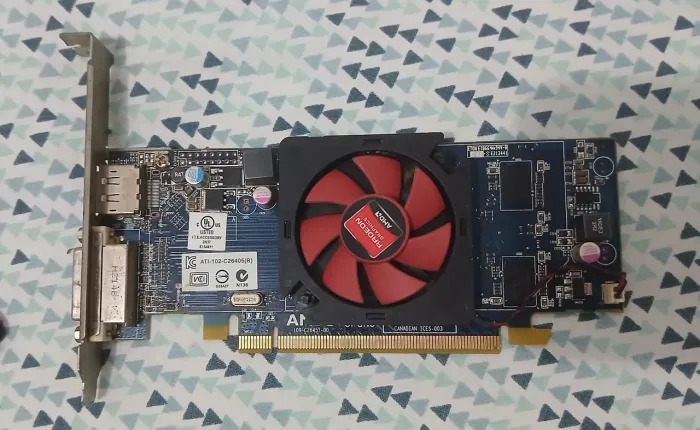 AMD Radeon HD 6450 1GB