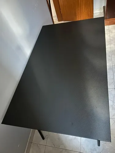 Mesa de escritorio vidro com cavaletes