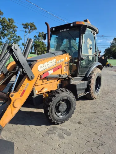 Retroescavadeira Case 580N 4x4