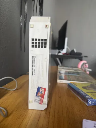 Nintendo Wii completo e destravado com jogos no pendrive e mídia física