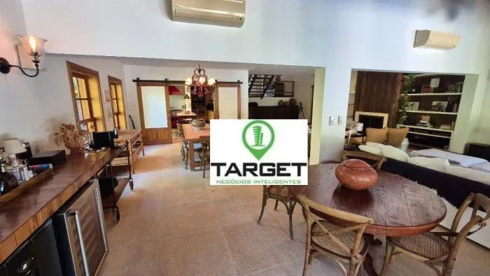 Casa com 5 dormitórios à venda, 443 m² por R$ 5.400.000 - Veleiros de Ibiúna/SP