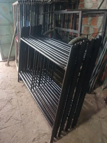 SERRALHERIA FERREIRA TRABALHAMOS COM VENDA E ALUGUÉIS DE ANDAIMES, PEÇAS PARA SUA OBRA....